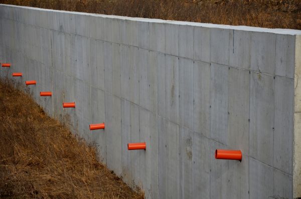 Cost of Retaining Wall Drainage in Arvada